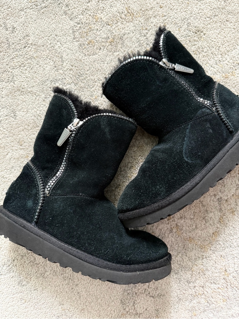 UGG Australia Girls Black Suede Florence 1016992K Short Zipper Warm Boots Size 1